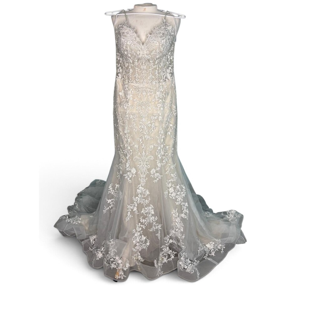 Ella Rosa Ivory Lace Mermaid Wedding Dress Size 14 Floral Applique Chapel Train